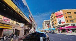 Maybank menyediakan berbagai layanan perbankan bagi anda. Maybank Kuala Terengganu