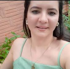 Hola esty buscando chalequito rojo para bandaliza... Soy de Areguá centro  0971479566 por si tienen