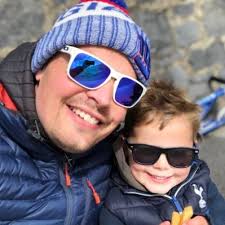 Ian Ayers (@ayers79)