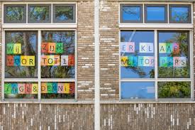 Vanaf 15 december zijn de sportscholen weer gesloten door een nieuwe harde lockdown. Peiling Wat Vind Je Ervan Dat De Scholen Weer Open Gaan Binnenland Ad Nl