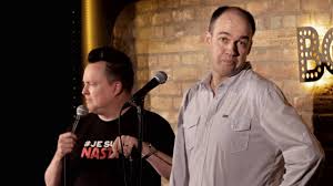 Mike ward et l'association des professionnels de l'industrie de l'humour ont fait part de leur crainte de cette décision en matière de liberté d'expression, un argument rejeté par la cour d'appel. Mike Ward Supported By Comedy Community Protesting Censorship At Quebec Award Show