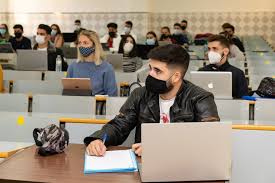 May 20, 2021 · un regreso a clases presenciales necesario pero incierto. La Universidad De Malaga Retoma El 19 De Abril Las Clases Presenciales Ser Malaga Hora 14 Malaga Cadena Ser