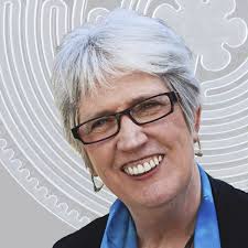 Ladies of the labyrinth