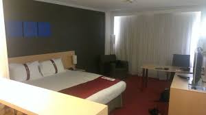 Please inform holiday inn melbourne airport of your expected arrival time in advance. The Room Picture Of Holiday Inn Melbourne Airport Tullamarine Tripadvisor