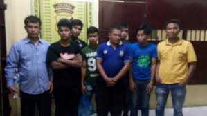 Begu ganjang gagal beraksi saat kepergok warga tengah malam. Seputar Isu Begu Ganjang Di Dusun Siatasan Nagori Siantasan Polisi Amankan 8 Tersangka Suara Sumatera