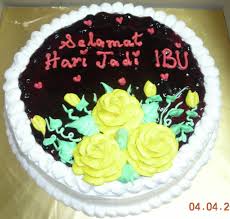 Especially mak saya ;) love your mom more than you loves yourself. Selamat Hari Lahir Ibu