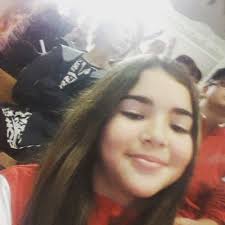 Nellie Hansen (@NellieH2)