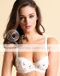 Lauren Budd: Bikini Fashion show