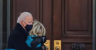 Poesie e benedizioni degli indiani d'america. Biden Giura Poi Firma 15 Ordini Esecutivi Gli Usa Rientrano Nell Accordo Di Parigi Sul Clima C E Molto Da Ricostruire Il Sole 24 Ore