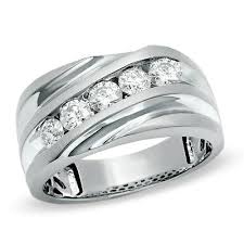 Men S 1 Ct T W Diamond Slant Wedding Band In 14k White Gold Ladies Diamond Rings Unique Diamond Rings Mens Diamond Wedding Bands