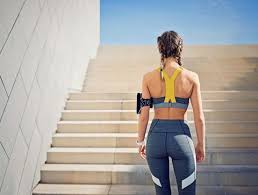 Lorsque vous avez une sciatique, vous devez diminuer vos entrainements et ne pas pratiquer les sports. Sport Bon Pour Le Dos Quel Sport Pour Le Mal De Dos