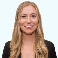 Tara Knox's Instagram, Twitter & Facebook