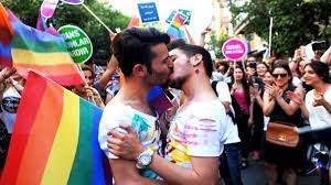 La 43a marcha del orgullo tendrá como centro las infancias transgénero como una medida para enfatizar que existen y deben ser reconocidas y protegidas por el estado. Si Habra Marcha Lgbt 2020 En Mexico Y Sera Online El Souvenir