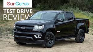Got any further away shots of the back end of that yellow truck's bed? 2019 Chevrolet Colorado The No Nonsense Midsize Truck Youtube