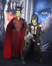 According to her, she and her husband watched with surprise and pride as the son became a daughter. Celebrity Entertainment Jamie Lee Curtis Deserves A Mom Of The Year Award For Cosplaying At The Warcraft Premiere With Her Son Popsugar Celebrity Photo 6
