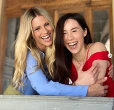 Sono stati tre anni difficili, molto molto duri, non è male avere un po' di vita. Michelle Hunziker Eta Altezza Peso Vita Privata E Carriera Tutto Sulla Conduttrice Di All Together Now Gossip Italia News