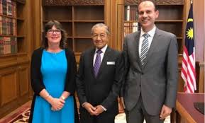 Check spelling or type a new query. Malaysian Prime Minister Renews His Support For Palestine Refugees And Unrwa In A Meeting With Deputy Commissioner General Unrwa