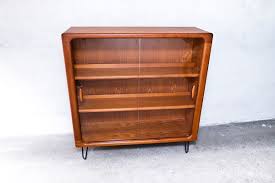 Eckvitrinen glasvitrinen hängevitrinen standvitrinen günstige angebote ratenkauf. Danische Grosse Teak Vitrine Von Dyrlund 1970er Bei Pamono Kaufen