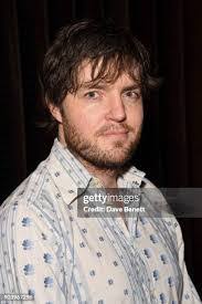 Simon Hale's Instagram, Twitter & Facebook