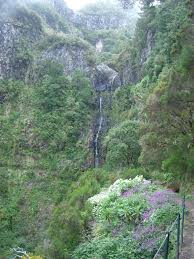 Compare prices of hotels in seixal (madeira) when to book a hotel in seixal (madeira). Zum Risco Wasserfall Und Den 25 Quellen Wanderung Outdooractive Com