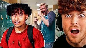 Angela Jester's Instagram, Twitter & Facebook