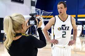 Fra wikipedia, den gratis encyklopædi. Joe Ingles Isn T Shy About Saying He S The Best Shooter For The Utah Jazz Deseret News