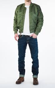 Pin By Leo On Mens Casual Outfits In 2020 Mens Casual Outfits Men Casual Clothing Co