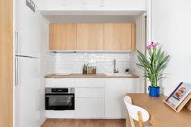 Blanc patiné et bois clair ? Cuisine Blanche Et Bois Photos Et Idees Deco