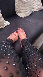 Rachael Cavalli proves why her soles are worshipped