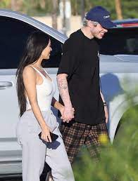 Kim Kardashian And Pete Davidson Are Officially Dating