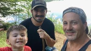 Michael Rinaldo's Instagram, Twitter & Facebook