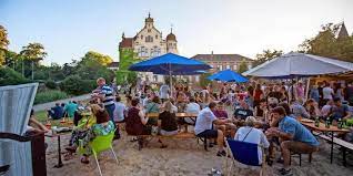 Maybe you would like to learn more about one of these? Neustadt City Beach Noch Zehn Tage Mit Vollem Programm