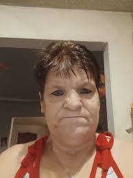 Vicky Ogle's Instagram, Twitter & Facebook