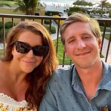 Lauren Albanese and Silas Larson's Wedding Registry