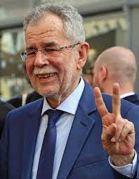 Der vermeintlich unabhängige präsidentschaftskandidat war nie ein klassischer grüner, immer wieder vertrat er. Bundesprasidenten Stichwahl Van Der Bellen Ist Neuer Bundesprasident Imst