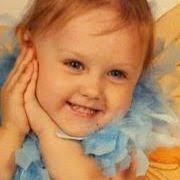 Alyssa Singleton Yarberry (alyssayarberry)