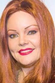 Leona Malone's Instagram, Twitter & Facebook