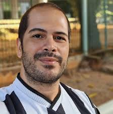 David Goggins will corner Tony Ferguson this weekend at #UFC296 💰If you  want to make money while watching MMA Fights, visit  www.mmainvestingclub.com and start making money with us. With the record of