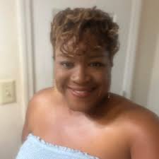 Roslyn Sneed Wells added a new photo.