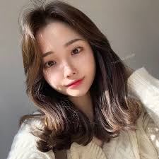 Gaya rambut wanita untuk wajah bulat. 7 Model Rambut Kekinian Untuk Wajah Bulat Dan Leher Pendek Womantalk