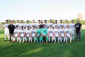 See the translation of mannschaft with audio pronunciation, conjugations, and related words. 2 Mannschaft