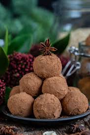 Gesunde Lebkuchen Bliss Balls Vegane Proteinballchen Mrs Flury Rezept Gesundes Essen Gesund Naschen Lebensmittel Essen
