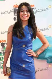 Miranda cosgrove e jennette mccurdy se despedem do seriado icarly da nickelodeon, que terá a exibição de sua última temporada esse ano. Miranda Cosgrove Pictures And Photos