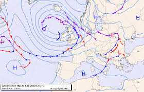 Bij code groen is het weer niet bijzonder en is er dus ook geen kans op gevaarlijke weersituaties. 3 10 Meteo Informatie