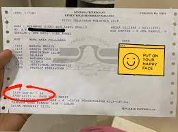 Paper 1 gce di periksa menggunakan standard cambridge english dan pemeriksa gce are from grade yang layak apply ke luar negara adalah 1 , 2 & 3 sahaja. Zackie On Twitter Okay Aku Rasa Ramai Yang Tak Tahu Pasal Ni Dan Tak Kisah Pasal Benda Ni So Harini Aku Nak Share Perasan Tak Dekat Slip Spm Dekat Bahagian Bawah