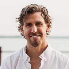 Amazon.com: Buyer's Brief: Discover What Drives Your Best Customer's Buying  Decision in Seconds eBook : Rollins, Darby: Kindle Store