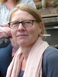 BGA-Hangbühne setzt Burg Altena in Szene