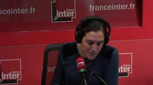 Bonjour, voila j'ai l'anus qui me gratte et il y a une espece de pate blanche qui se forme regulierement,quand je l'enleve sa gratte plus çà faut . J Ai L Anus Qui Gratte Les Question Genantes Du Magazine De La Sante Capture D Ecrans Youtube