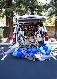 I love how simple, yet awesome this mouth turned out. Party City Halloween Trunk Or Treat Car Decor Ideas 2020 Popsugar Family
