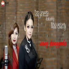 Ia merupakan mantan anggota grup vokal wanita dewi dewi dan mahadewi. Locala New Generation Internet Entertainment Platform
